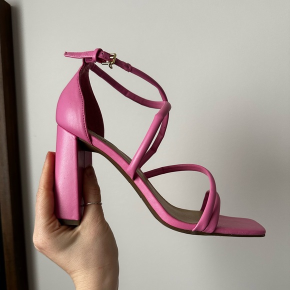 Pink Heels/ Sandals - Picture 4 of 4